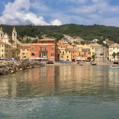 Magico Nel Centro Del Borgo L'ancora. *