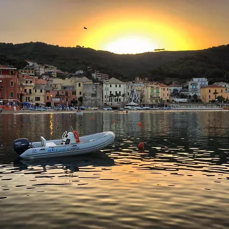 Magico Nel Centro Del Borgo L'ancora.